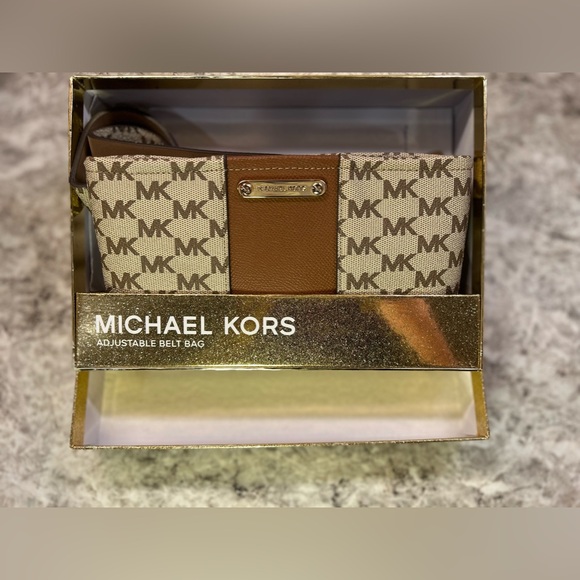 Brand NWT MK Belt Bag - Picture 11 of 16
